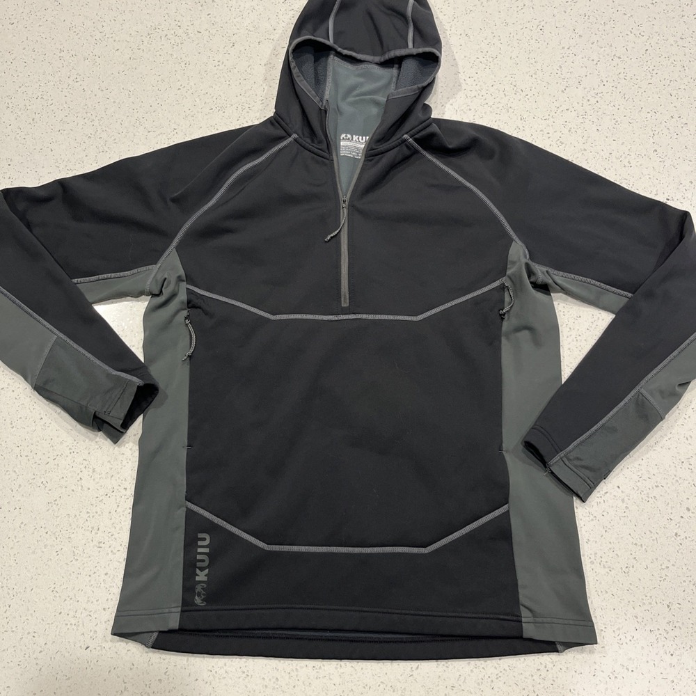 KUIU 1/4 zip Jacket Color Black/Green  Size Medium
